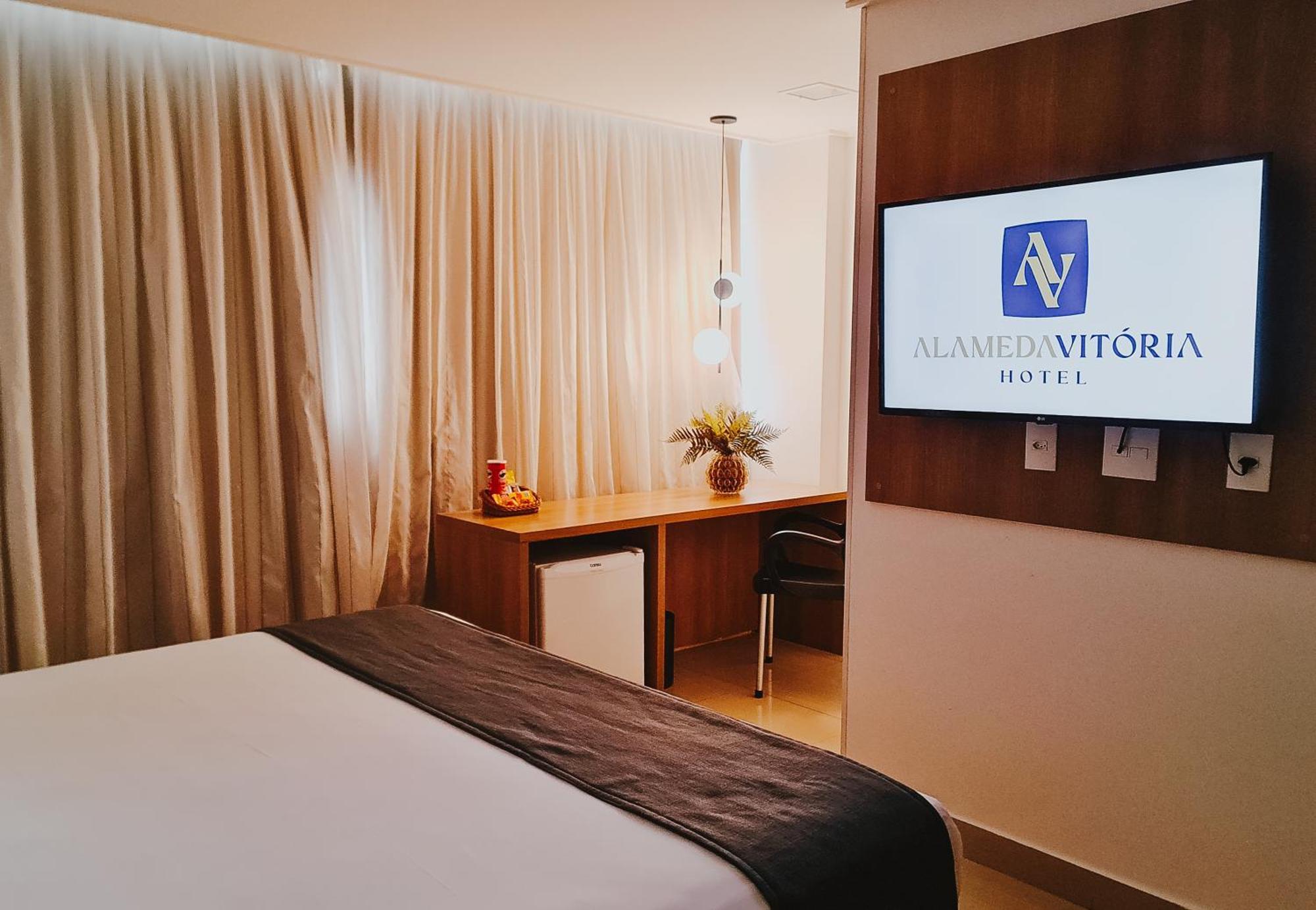 Alameda Vitoria Hotel Kültér fotó