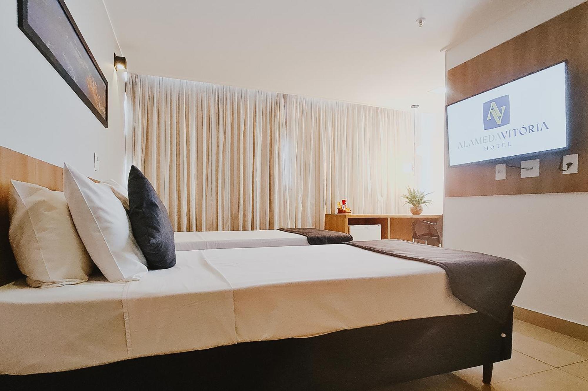 Alameda Vitoria Hotel Kültér fotó