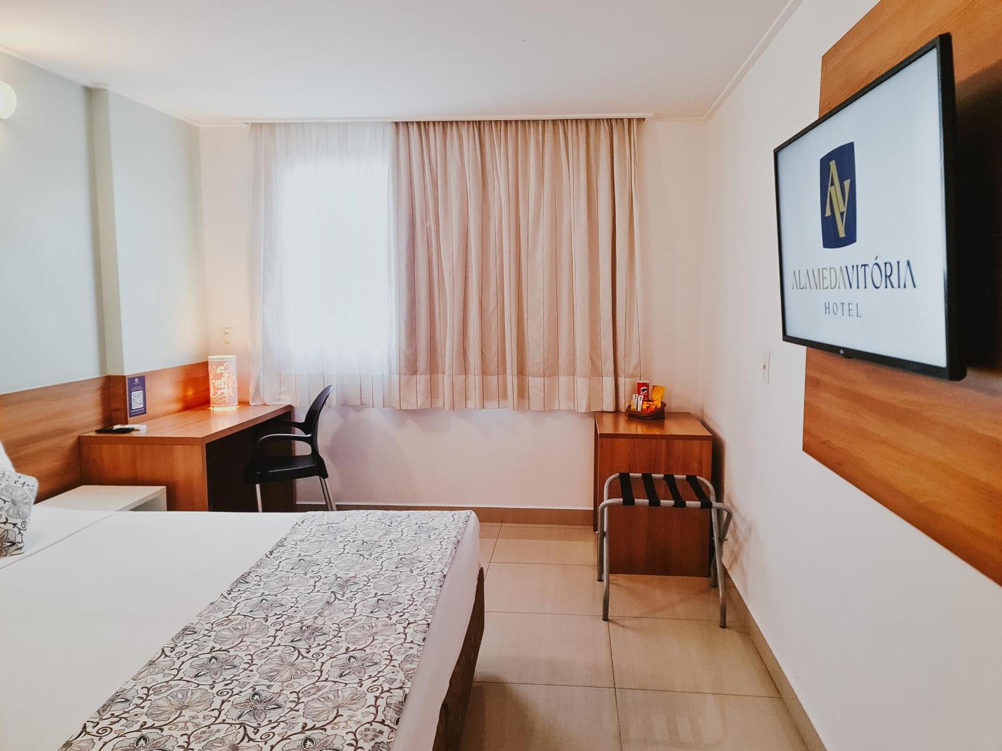 Alameda Vitoria Hotel Kültér fotó